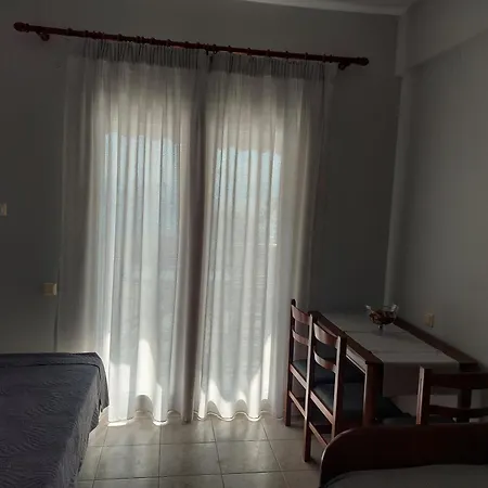 Bay *