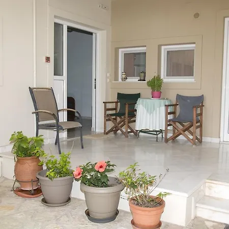 Apartment Bay